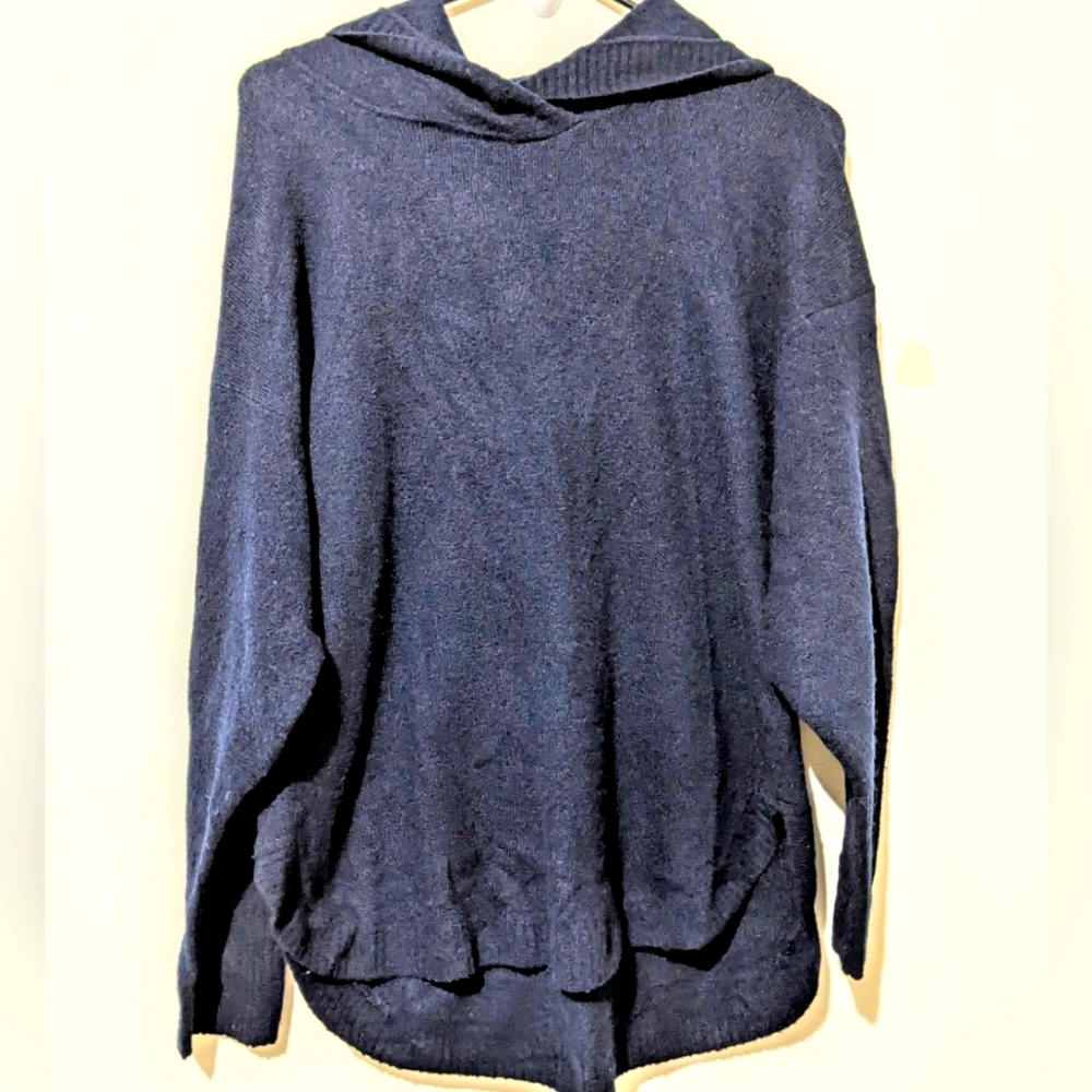 Gap sz med hood dark blue cozy soft warm wool sweater